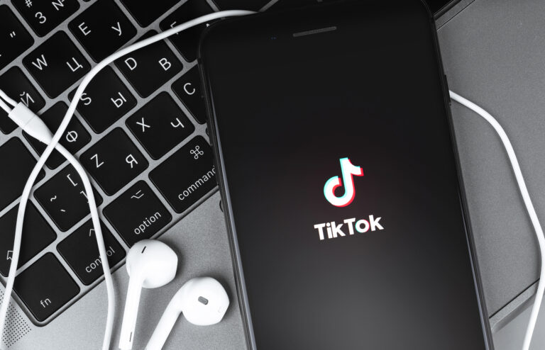 Músicos de Universal Music volverán a TikTok tras acuerdo de licencias