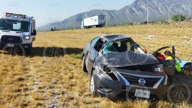 Volcadura deja dos lesionados sobre la autopista Carbonera-Ojo Caliente