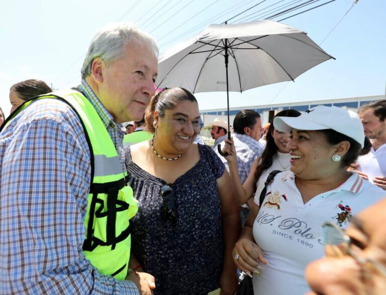 Lleva Chema Fraustro obras a interior de colonias