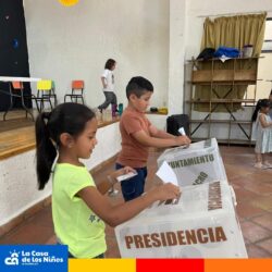 Realizan simulacro de elecciones en La Casa de los Niños de Saltillo