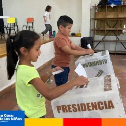 Realizan simulacro de elecciones en La Casa de los Niños de Saltillo