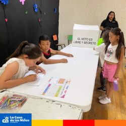 Realizan simulacro de elecciones en La Casa de los Niños de Saltillo2