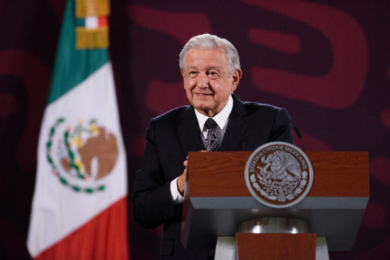 Enviará López Obrador iniciativa de Sheinbaum sobre apoyos a mujeres