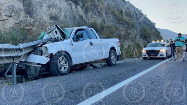 Fatal accidente en la carretera 57 en Arteaga