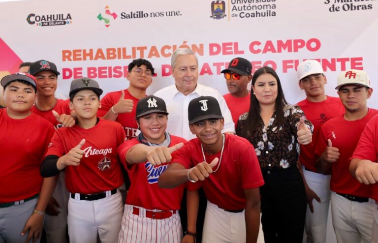 Inicia alcalde rehabilitación de campo de beis del Ateneo