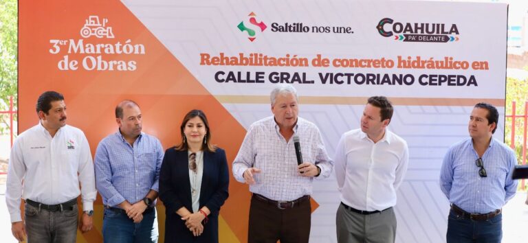 Inicia Chema Fraustro rehabilitación de calle General Cepeda