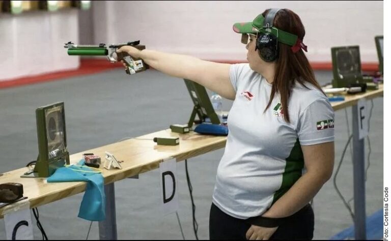 Alejandra Zavala no logra avanzar a la Final de 10 metros