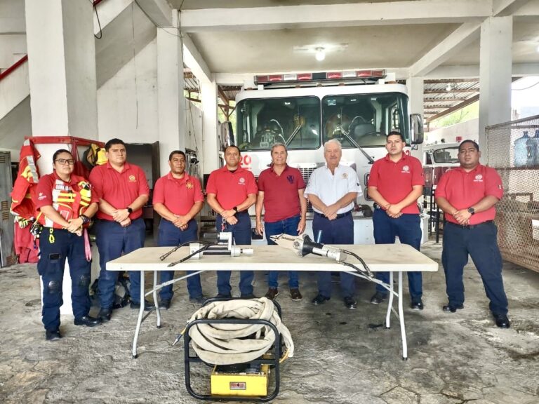 Apoyan con reparación de quijadas de la vida para un mejor servicio de Protección Civil y Bomberos Ramos Arizpe