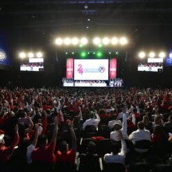 Arranca Asamblea Nacional de PRI; dejan a decenas afuera