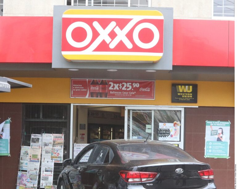 Cierra Oxxo tiendas por violencia en Nuevo Laredo