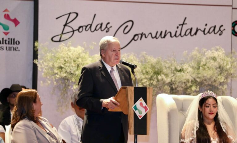 Dan el sí 21 parejas en Bodas Comunitarias