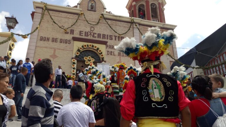 Enchularán Parroquia del Ojo de Agua en Saltillo