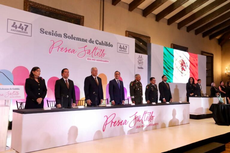 Entregan Gobernador, Alcalde y Cabildo Presea Saltillo 2024