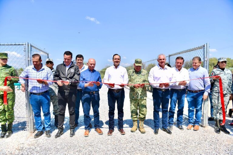 Manolo Jiménez y Román Cepeda inauguran el pozo de agua Campo Militar en beneficio de 30 mil habitantes de Torreón