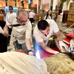 Revisa INAH imagen del Santo Cristo de la Capilla, se conserva en un 99%