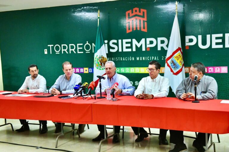 Román Cepeda informa sobre avances de obra pública en Torreón