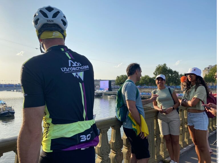 Aplazan el triatlón masculino por la mala calidad del agua del río Sena