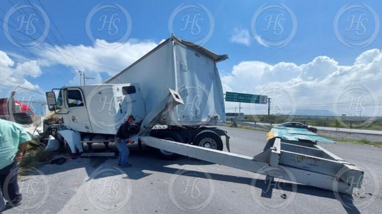 Caos vial en el Libramiento OFT tras aparatoso accidente