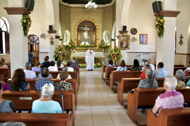 Celebran 102 años del Señor de la Misericordia en Ramos Arizpe 