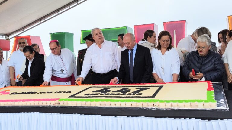 Con mañanitas, celebran 447 aniversario de Saltillo 