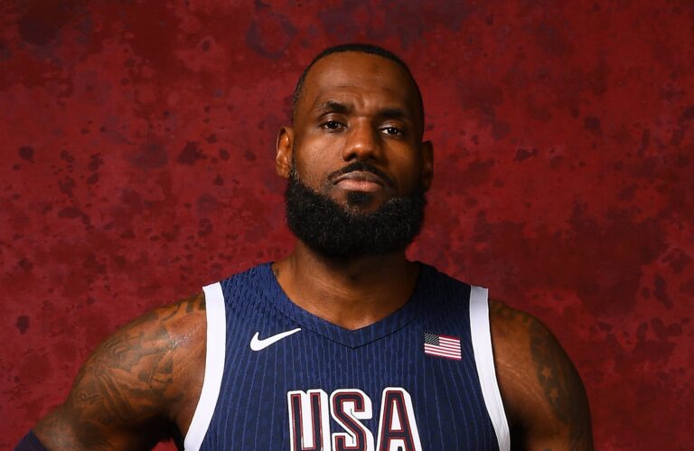 LeBron James será el abanderado de los Estados Unidos en París 2024