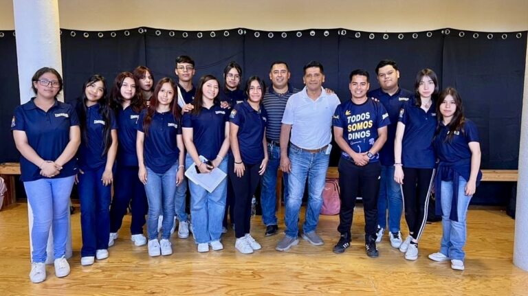 Alumnos del IMARC conforman club de baile folclórico; Casa de la Cultura de Ramos Arizpe facilita instalaciones 