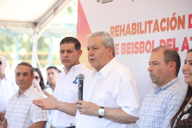 Avanza rehabilitación del campo de beisbol del Ateneo Fuente