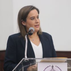 Capacita Congreso a municipios