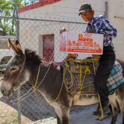 Continúan programas sociales en respaldo a las familias del campo de Ramos Arizpe