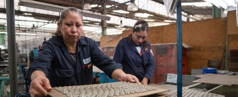 Es solución parcial mano de obra foránea para demanda de empresas de Coahuila: Canacintra