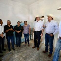 Entrega Chema Fraustro inversión de más de 5 millones de pesos en techos y rehabilitación de pozos en el campo1