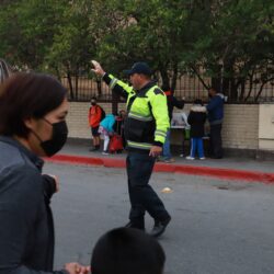 Los bomberos son hombres y mujeres de corazón íntegro9