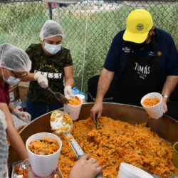 Resulta un éxito venta con causa de paella rotaría en Ramos Arizpe 6