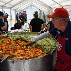 Resulta un éxito venta con causa de paella rotaría en Ramos Arizpe 7