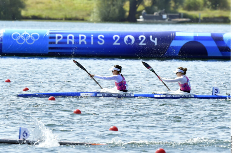 Beatriz Briones y Karina Alanís a Semifinales en canotaje