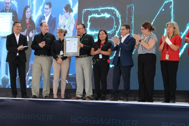 Entrega el IMSS distintivo ELSSA a Borgwarner Turbo and Emissions Systems planta Ramos Arizpe