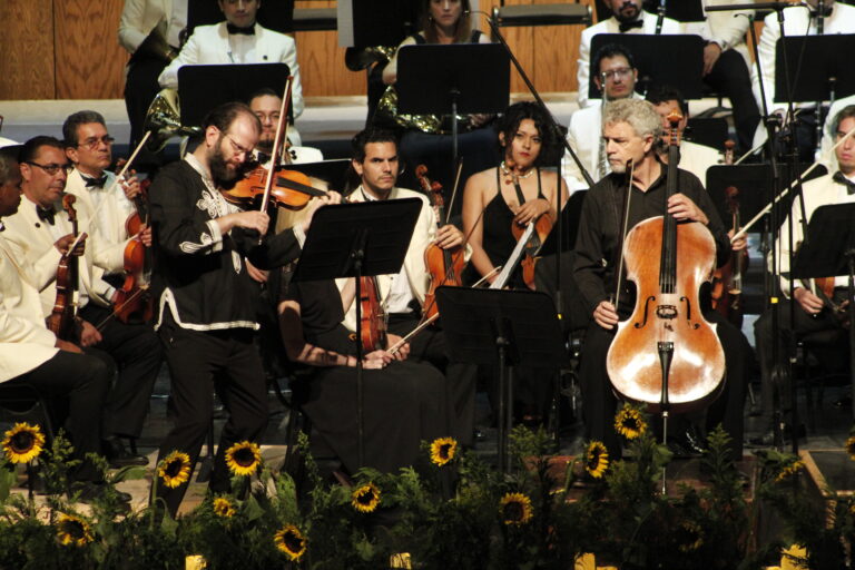 Orquesta Filarmónica del Desierto presenta doble concierto de Johannes Brahms