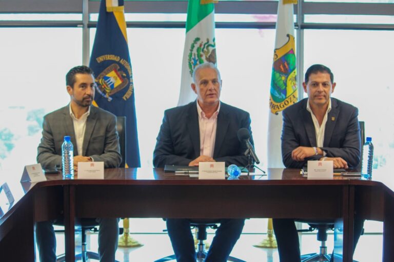 Firma UAdeC convenio con el Ayuntamiento de Torreón para impulsar programas académicos de investigación científica, tecnológica y humanística