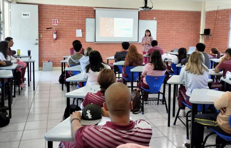 Fortalecen campaña de prevención del suicidio en alumnos del CETIS 60 de Ramos Arizpe 