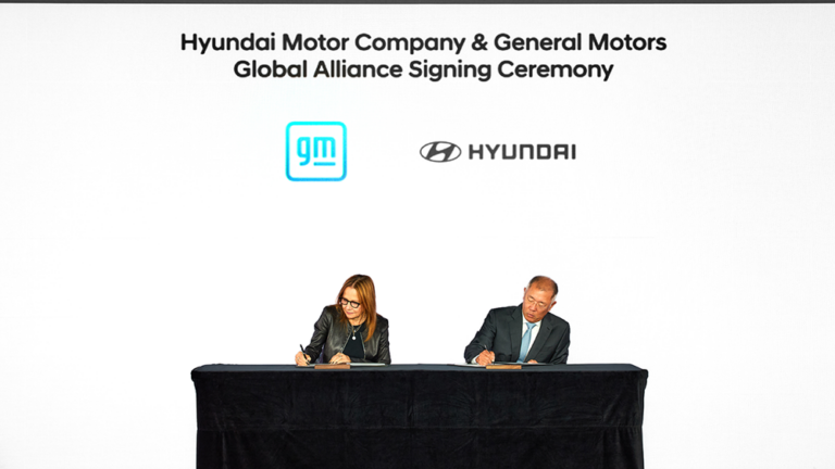 GM y Hyundai firman un Memorándum de Entendimiento para explorar la colaboración en vehículos, cadena de suministro y tecnologías de energía limpia