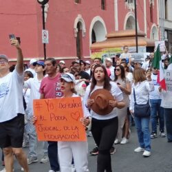 Marchan en Saltillo en defensa del Poder Judicial de la Federación6