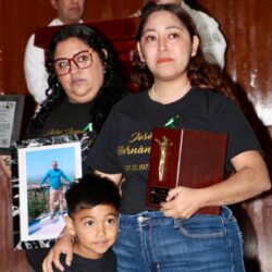 Reconoce el IMSS a familiares de donadores de órganos12