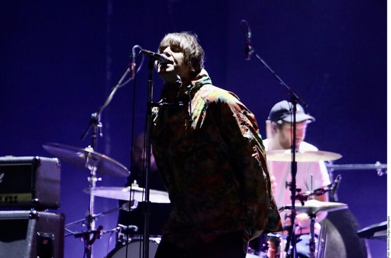 Se burla Liam Gallagher de fans