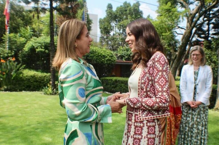 Se reúne Paola Rodríguez con embajadoras de varios países en México