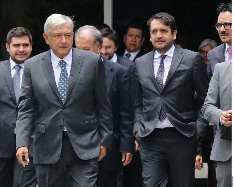 Destapan para Morena a hijo de López Obrador