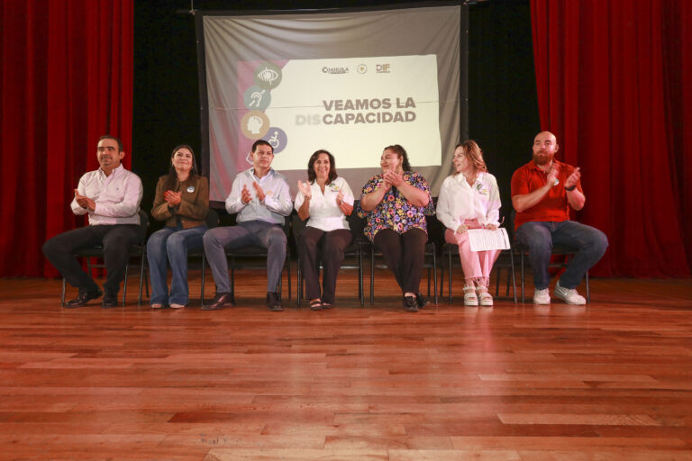 Imparten en la UA de C el taller “Veamos la Discapacidad” que impulsa el DIF Coahuila