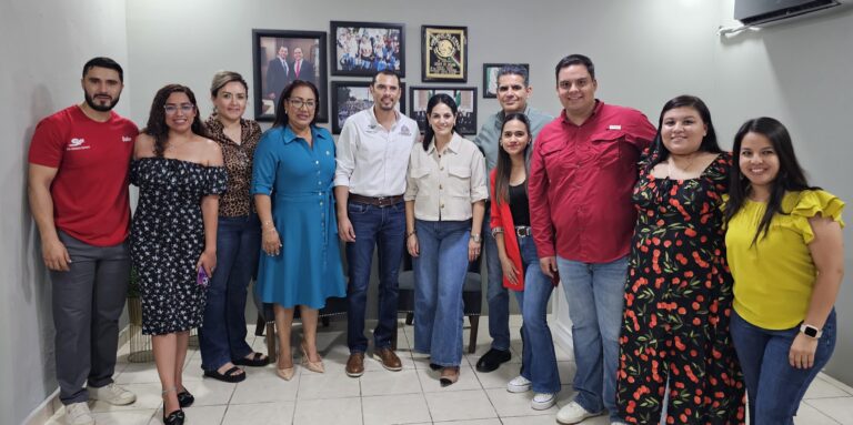 Inaugura Sergio Zenón Velázquez su casa de gestión en Nava, Coahuila