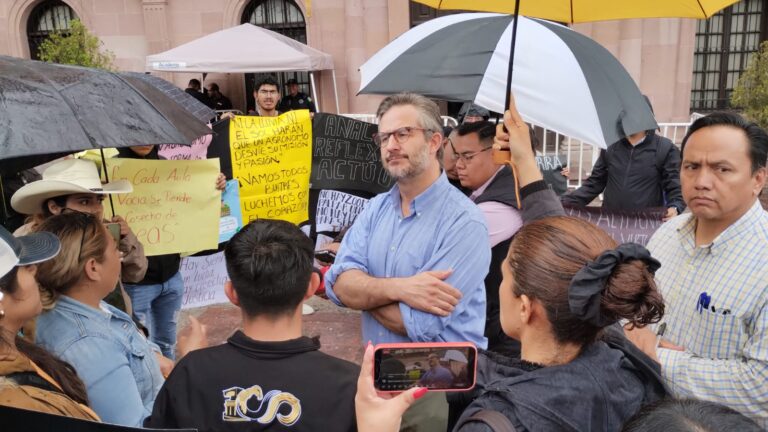 Promete Emmanuel Garza llevar a la SEP peticiones de alumnos de la UAAAN