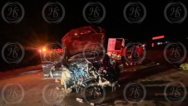 Un muerto y cuatro lesionados en accidente sobre la carretera a Monclova