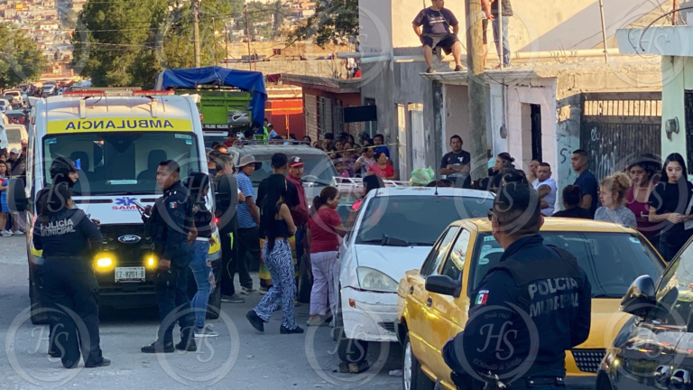 Hombre pierde la vida en vía pública tras ataque con arma blanca